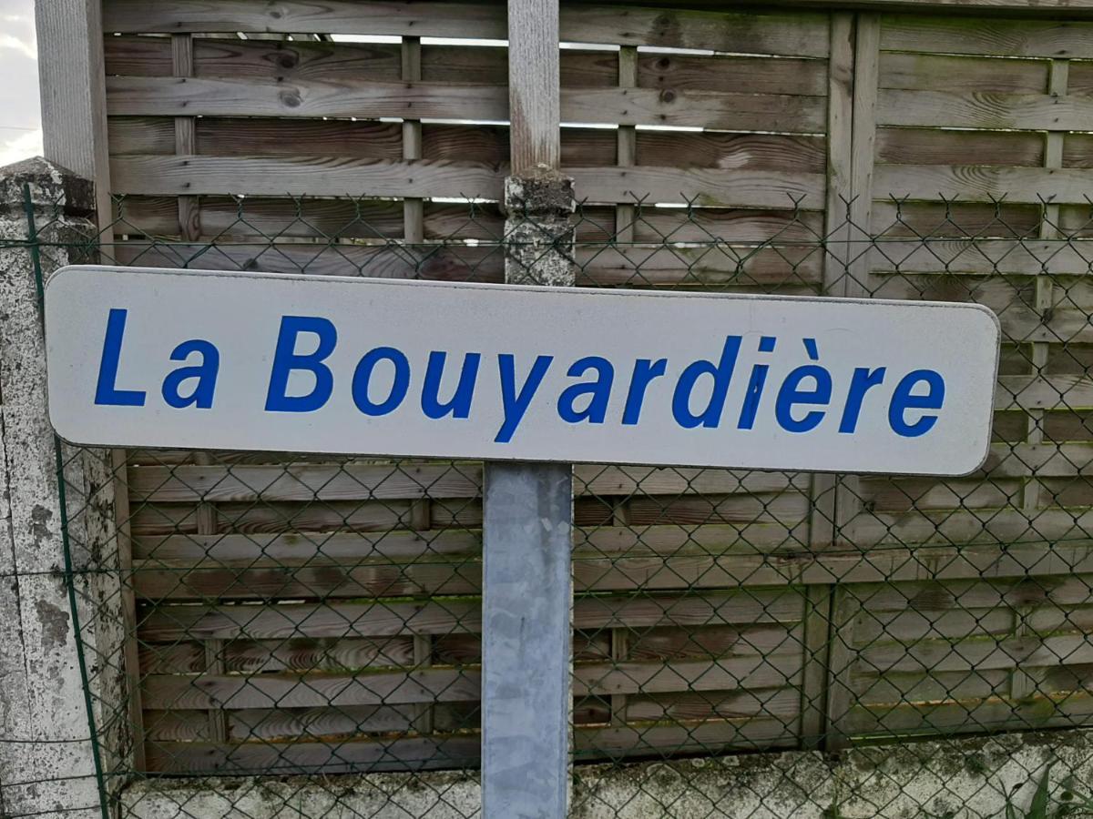 La Bouyardiere Saint-Mars-d'Egrenne Exterior photo